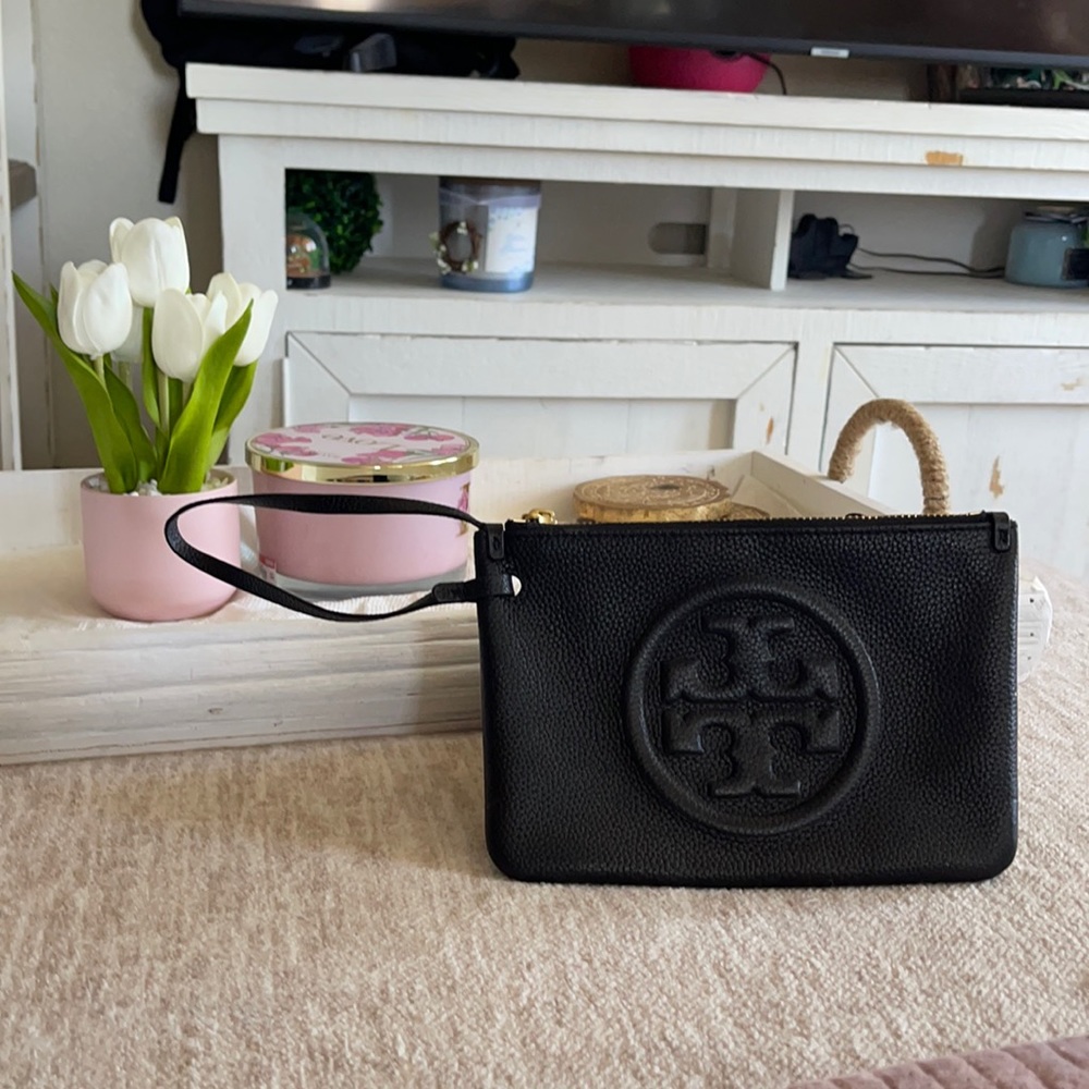 Tory Burch Wristlet